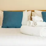 Aparthotel Riviera Nice Cote D\'Azur - Old Port - Amazing Ac Duplex 3 Bedrooms 2 Bathrooms- Duplex Maison Du Port