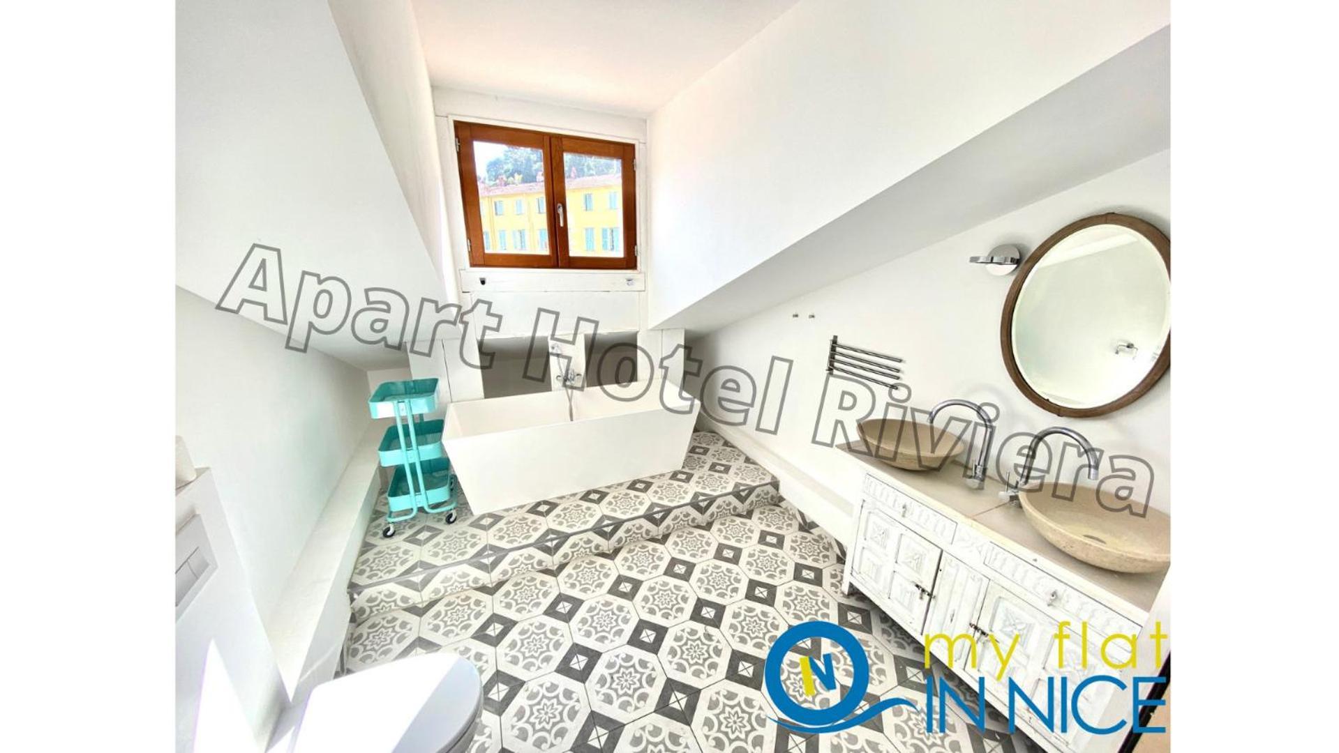 Riviera Cote D'azur - Old Port - Amazing Ac Duplex 3 Bedrooms 2 Bathrooms- Duplex Maison Du Port Apartment