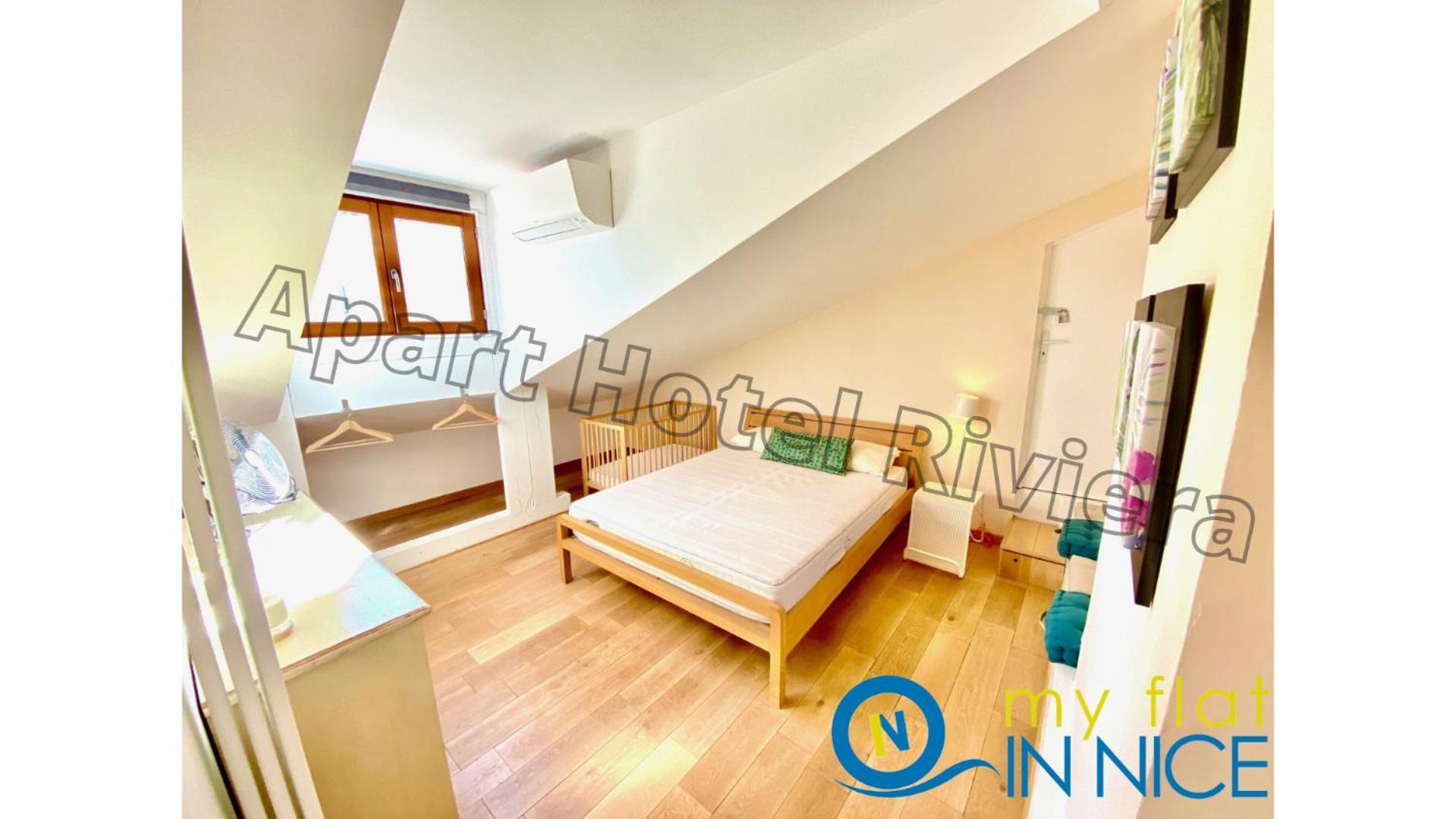 Riviera Cote D'azur - Old Port - Amazing Ac Duplex 3 Bedrooms 2 Bathrooms- Duplex Maison Du Port Apartment Nizza